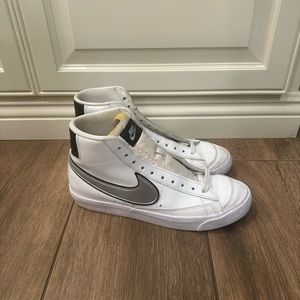 Women’s Nike Blazer Hightop Size 9.5